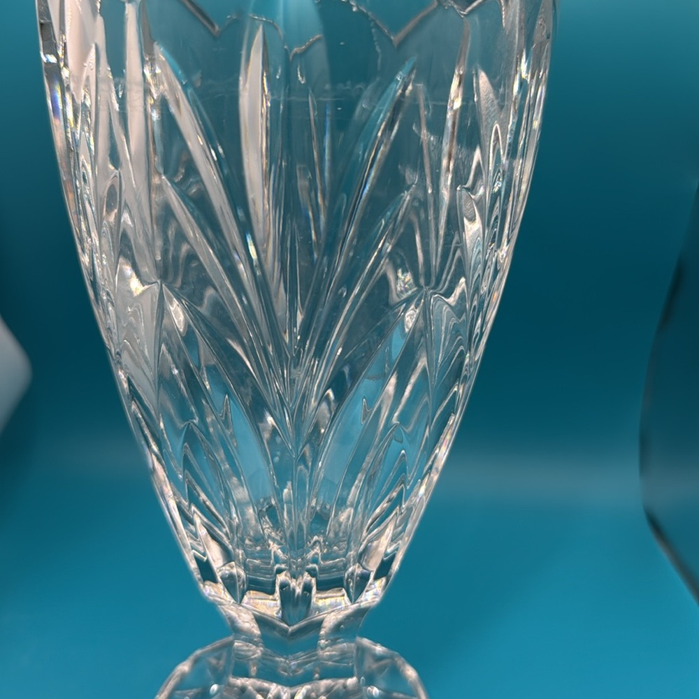 Marquis by Waterford Crystal Canterbury Footed Vase Scalloped Edge Poland 8” - Picture 2 of 8